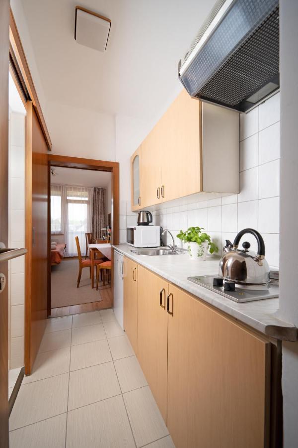 Apartman Hotel Buk Exterior foto